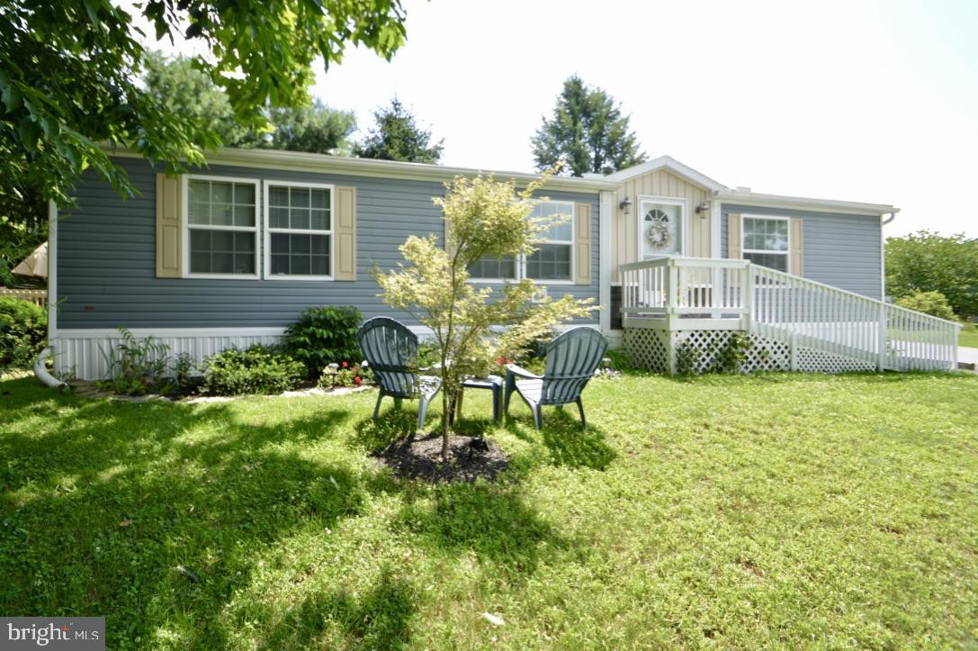 73 Sherry Drive Lititz, PA 17543 - Photo 1 of 21 Gallery Image 1