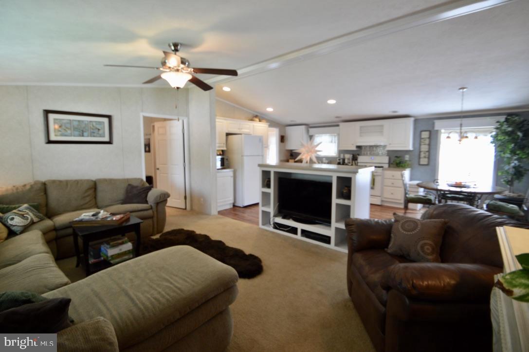 73 Sherry Drive Lititz, PA 17543 - Photo 2 of 21 Gallery Image 2