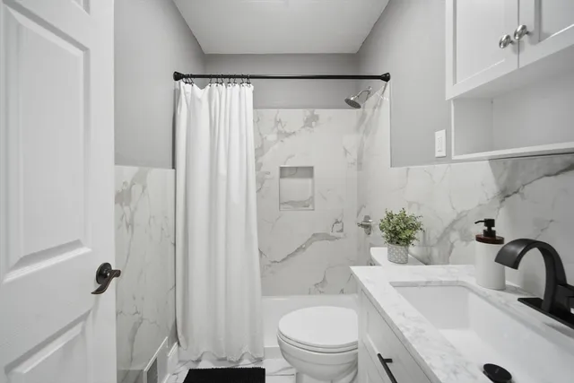 $319,900 | 25 Pheland Street, Springfield, MA 01109