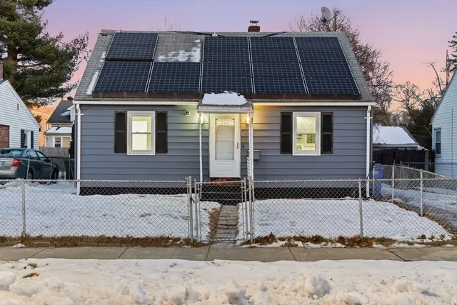 $319,900 | 25 Pheland Street, Springfield, MA 01109