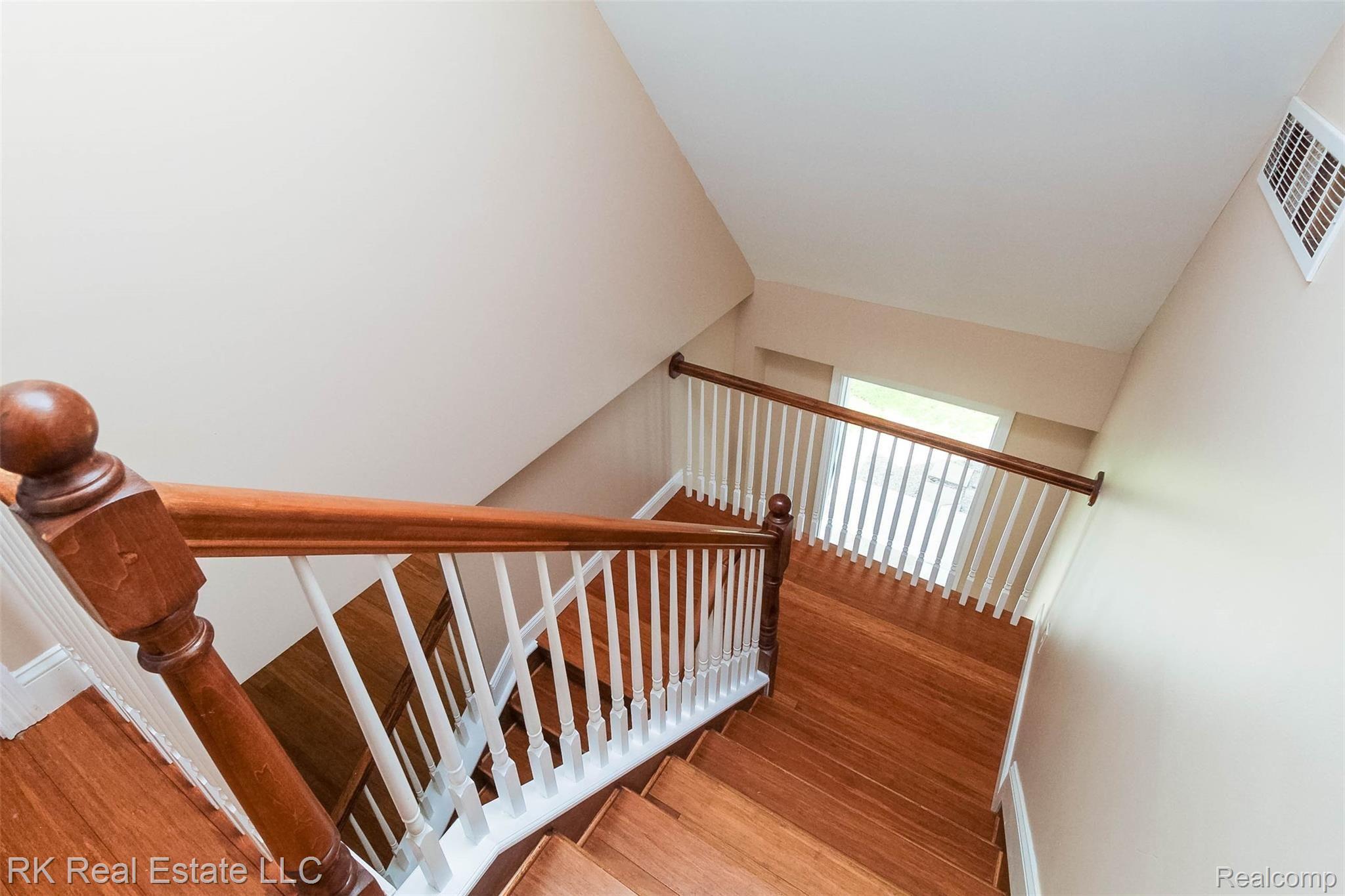 362 Prospect Street Romeo, MI 48065 - Photo 19 of 63 24.jpg