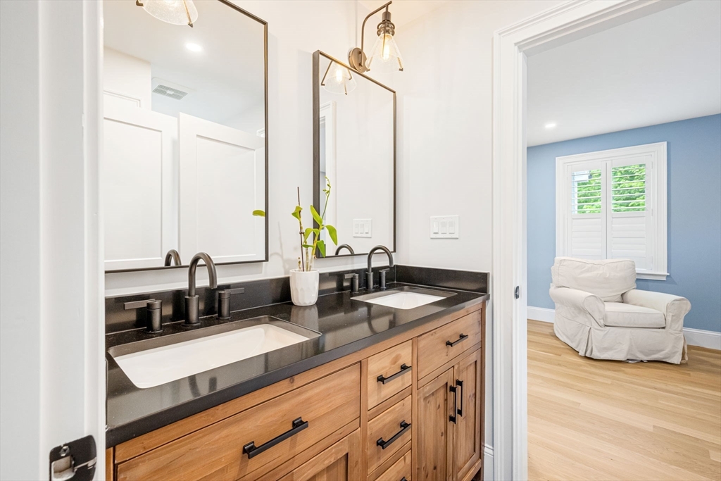 7 Phyllis Lane Milton, MA 02186 - Photo 26 of 37