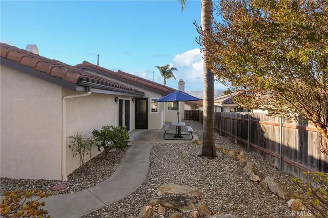 $999,000 | 834 North 5th Street, Grover Beach, CA 93433