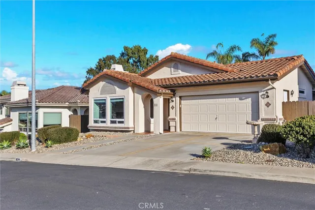 $999,000 | 834 North 5th Street, Grover Beach, CA 93433