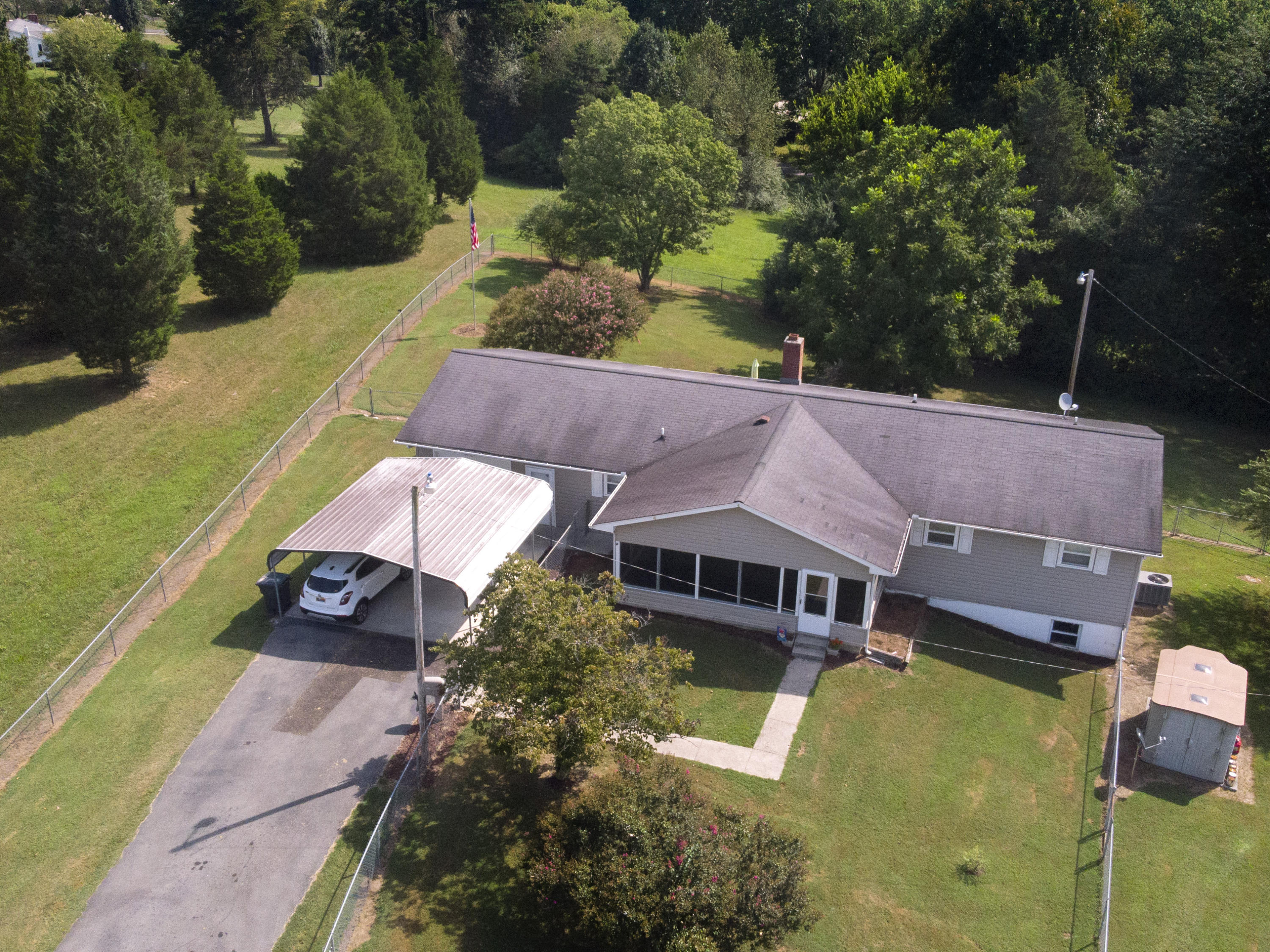 115 Springhouse Road Powell, TN 37849 - Photo 1 of 27 115 Springhouse