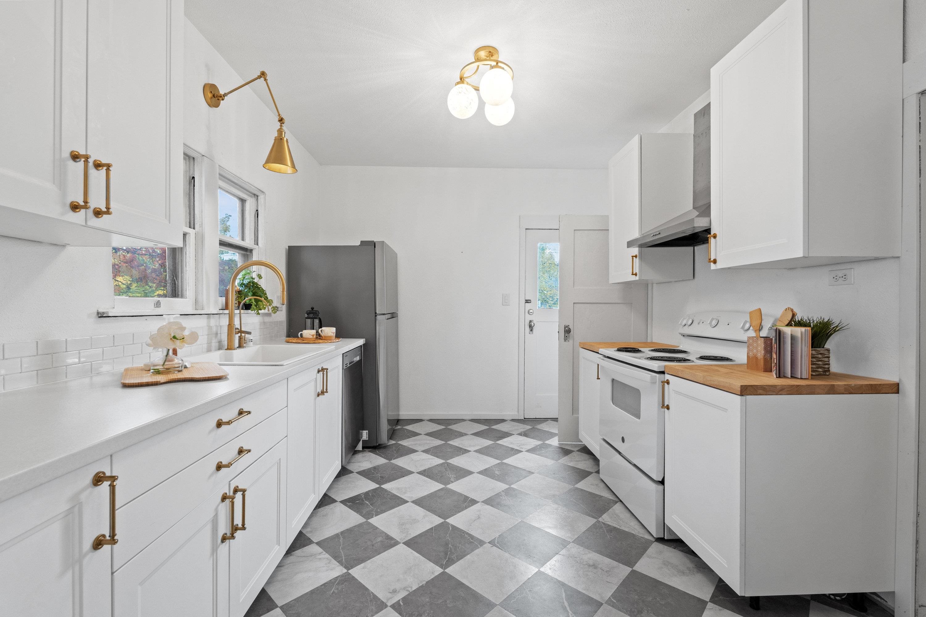 812 West Jackson Avenue Spokane, WA 99205 - Photo 14 of 32