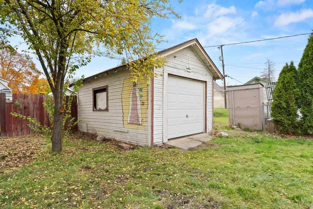 $300,000 | 812 West Jackson Avenue, Spokane, WA 99205