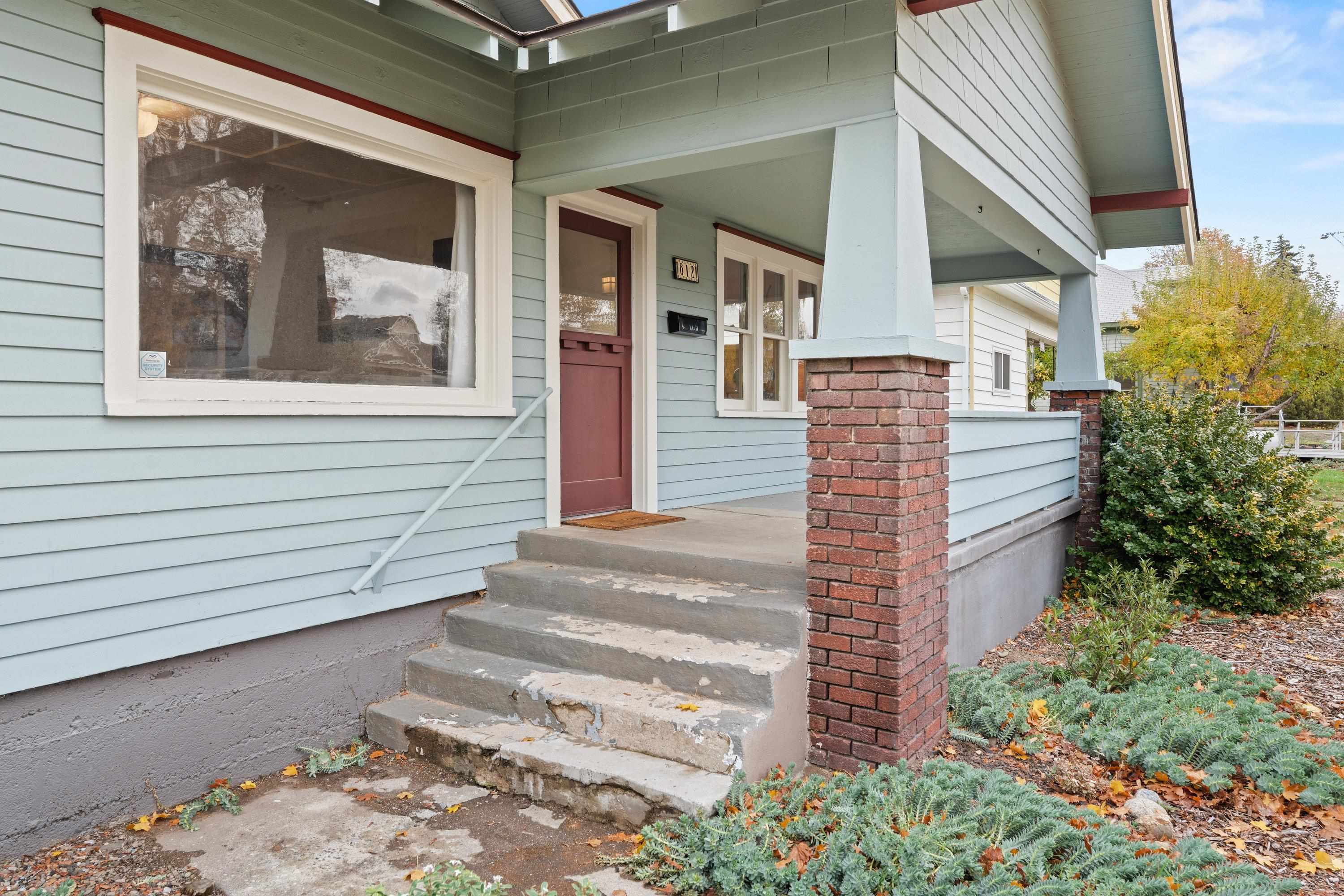 812 West Jackson Avenue Spokane, WA 99205 - Photo 5 of 32