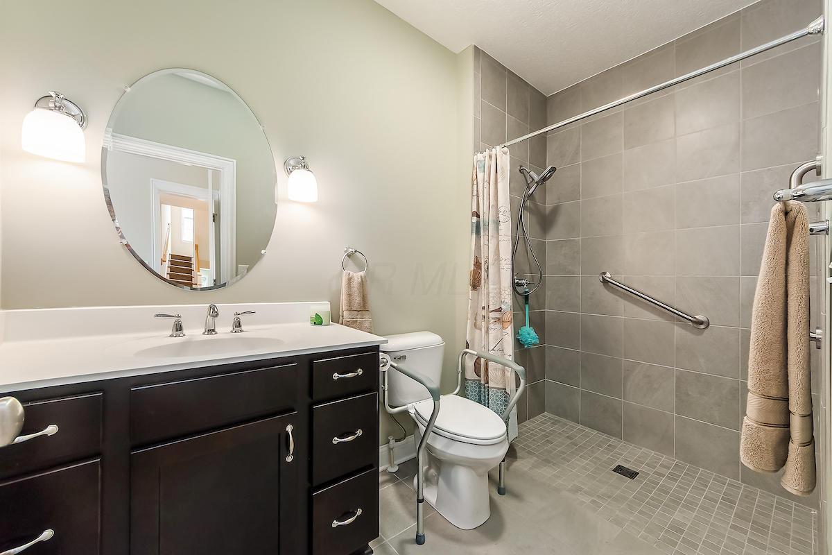 3355 Redding Road Columbus, OH 43221 - Photo 32 of 52