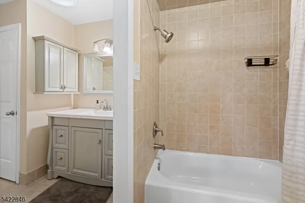 $415,000 | 1709 William And Mary Common, Hillsborough, NJ 08844