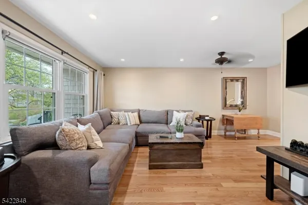 $415,000 | 1709 William And Mary Common, Hillsborough, NJ 08844