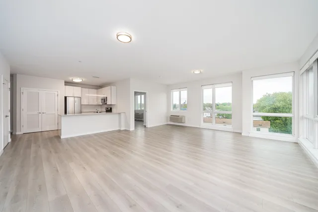 $2,862 | 16 Bennett Street, Unit 512, Jersey City, NJ 07304