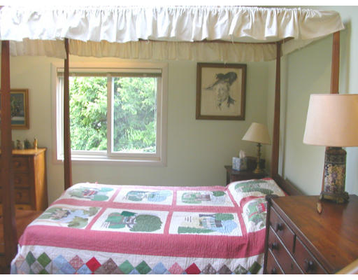 66 Brookfield Road Andover, MA 01810 - Photo 5 of 7 Gallery Image 5
