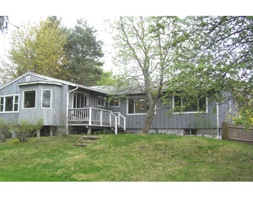 66 Brookfield Road Andover, MA 01810 - Photo 6 of 7 Gallery Image 6