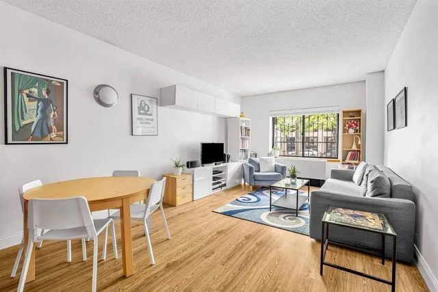 $499,000 | 280 Rector Place, Unit 1I | Battery Park City