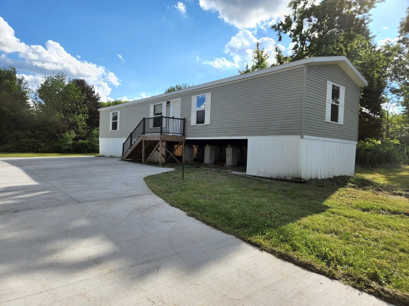 13292 Clinton Road Onondaga, MI 49264 - Photo 1 of 55 20220609_180620