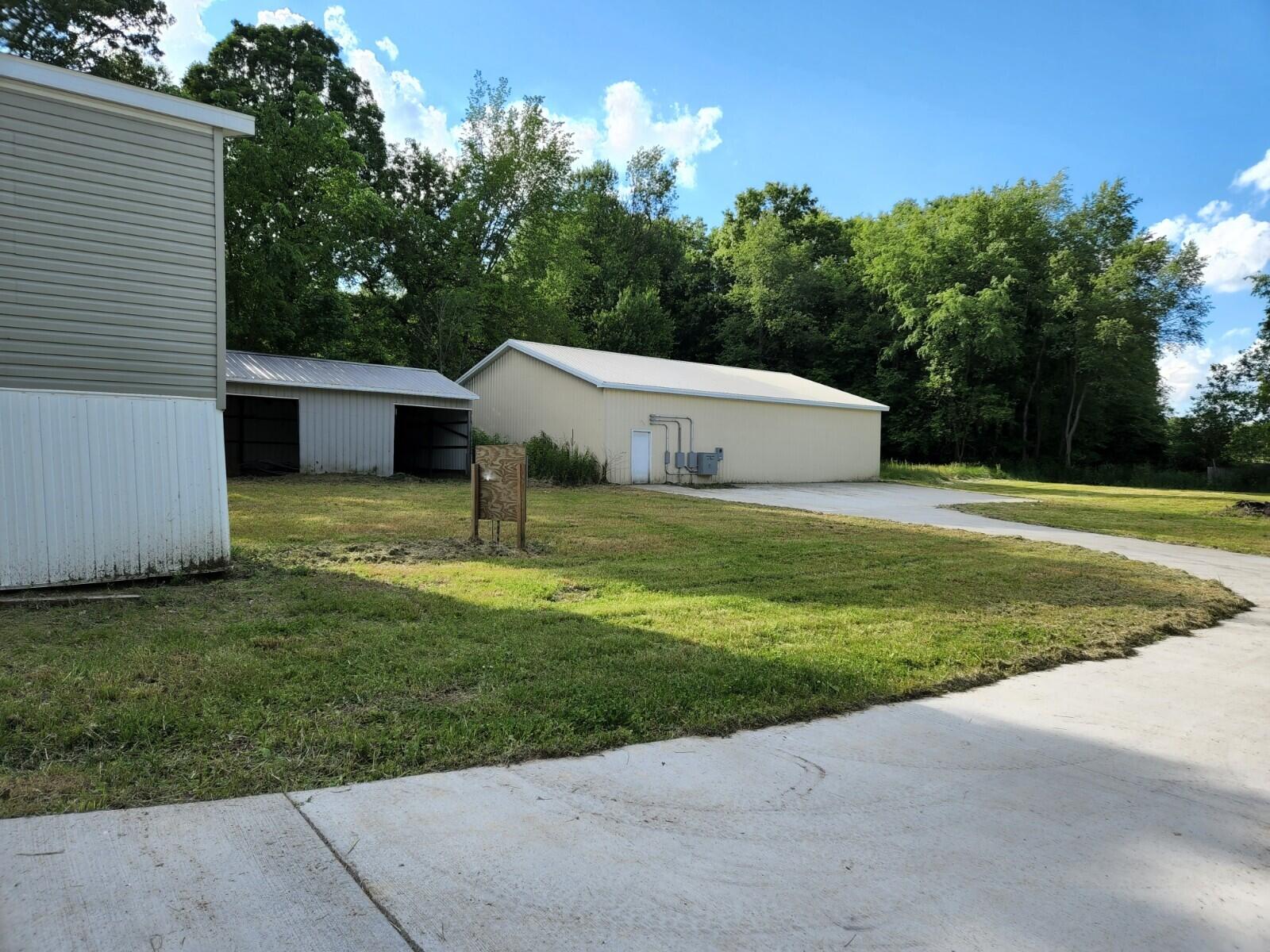 13292 Clinton Road Onondaga, MI 49264 - Photo 31 of 55 20220609_180608