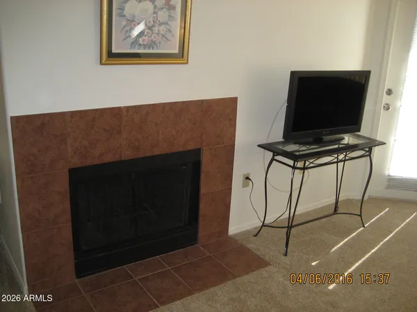 $279,999 | 3830 East Lakewood Parkway East, Unit 2085, Phoenix, AZ 85048