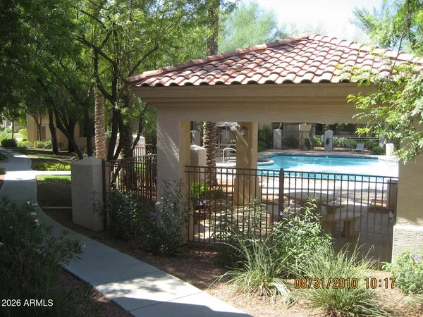 $279,999 | 3830 East Lakewood Parkway East, Unit 2085, Phoenix, AZ 85048
