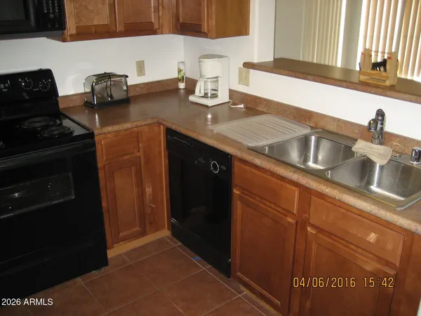 $279,999 | 3830 East Lakewood Parkway East, Unit 2085, Phoenix, AZ 85048