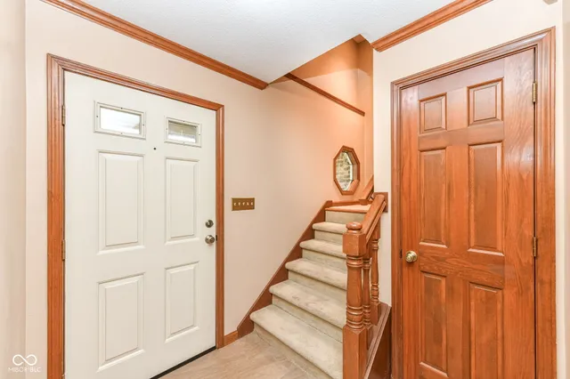 $389,900 | 9919 Harbour Pines Court, Indianapolis, IN 46256