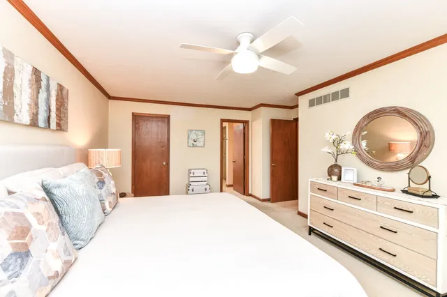 $389,900 | 9919 Harbour Pines Court, Indianapolis, IN 46256