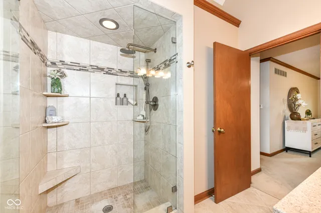 $389,900 | 9919 Harbour Pines Court, Indianapolis, IN 46256