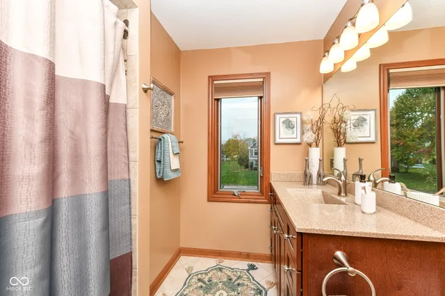 $389,900 | 9919 Harbour Pines Court, Indianapolis, IN 46256