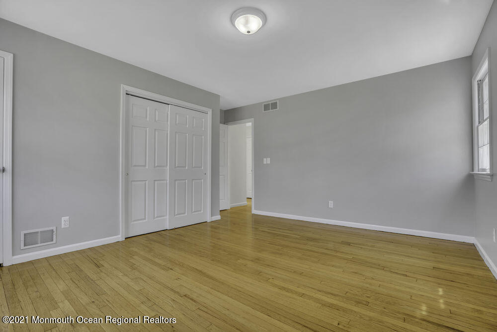 13 Colonial Terrace Colts Neck, NJ 07722 - Photo 29 of 49 034_dsc09469