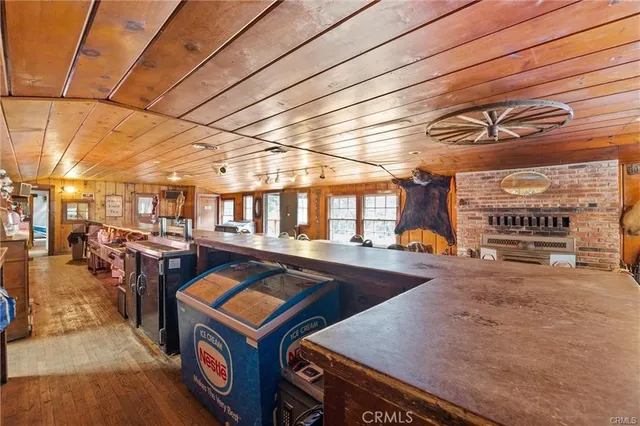 a view of a storage & utility room