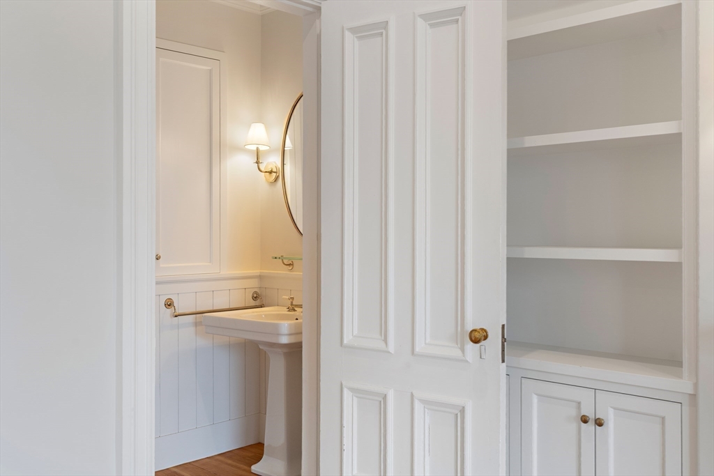 64 Commonwealth Avenue, Unit 5 Boston, MA 02116 - Photo 21 of 24 a bathroom with a bathtub