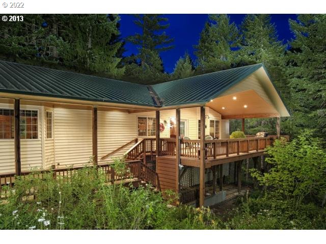 422 Heslen Road Carson, WA 98610 - Photo 1 of 14 Gallery Image 1