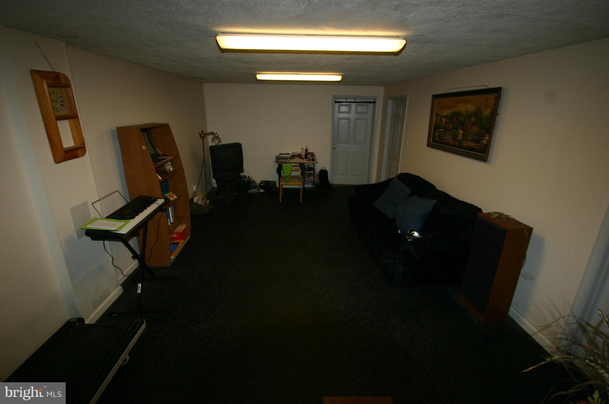 11904 Lanner Place Laurel, MD 20708 - Photo 17 of 28 Den