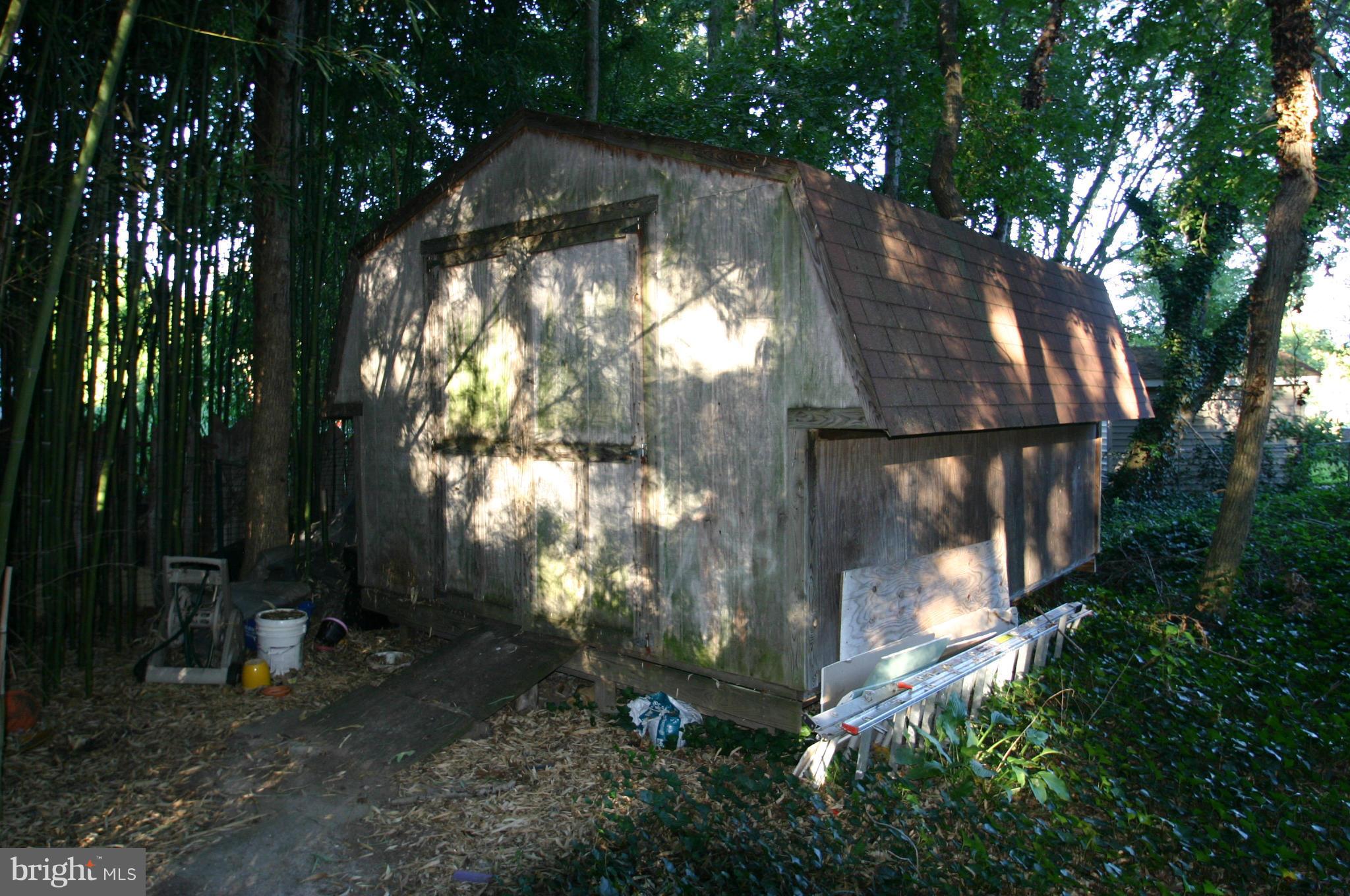 11904 Lanner Place Laurel, MD 20708 - Photo 21 of 28 Shed