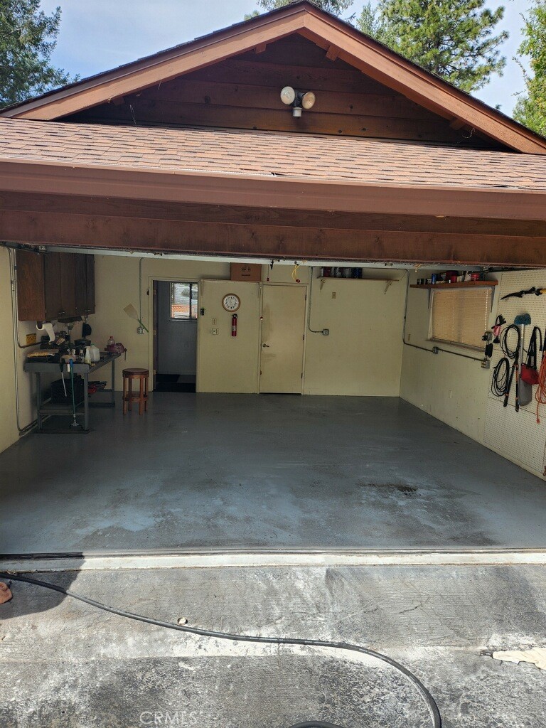 14219 Wycliff Way Magalia, CA 95954 - Photo 47 of 67 Inside Garage