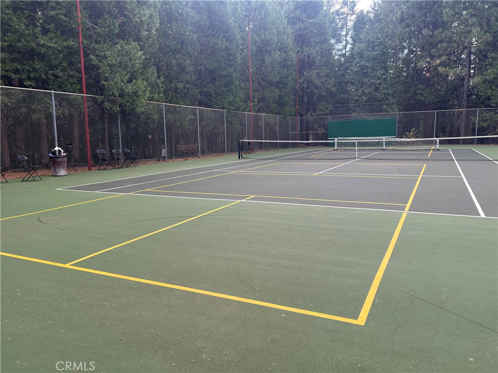 14219 Wycliff Way Magalia, CA 95954 - Photo 58 of 67 a view of a tennis court