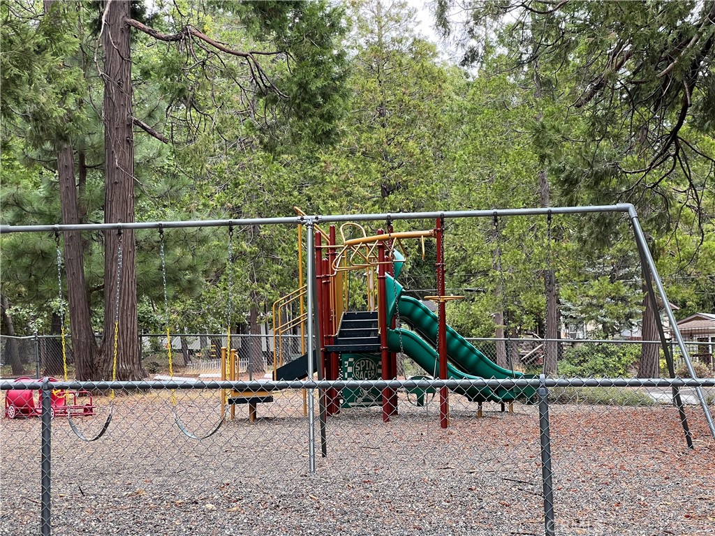 14219 Wycliff Way Magalia, CA 95954 - Photo 64 of 67 a view of outdoor space with seating
