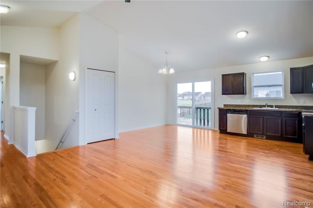 4040 Chase Ridge Lane Howell, MI 48843 - Photo 4 of 26 DSC03487Blended.jpg