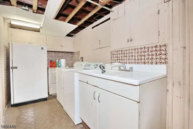 $525,900 | 22-06 Arcadia Road, Fair Lawn, NJ 07410