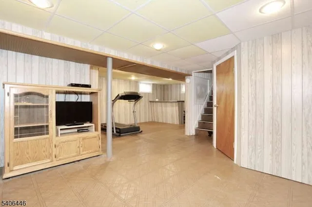 $525,900 | 22-06 Arcadia Road, Fair Lawn, NJ 07410