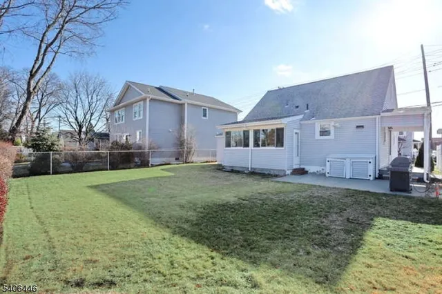 $525,900 | 22-06 Arcadia Road, Fair Lawn, NJ 07410