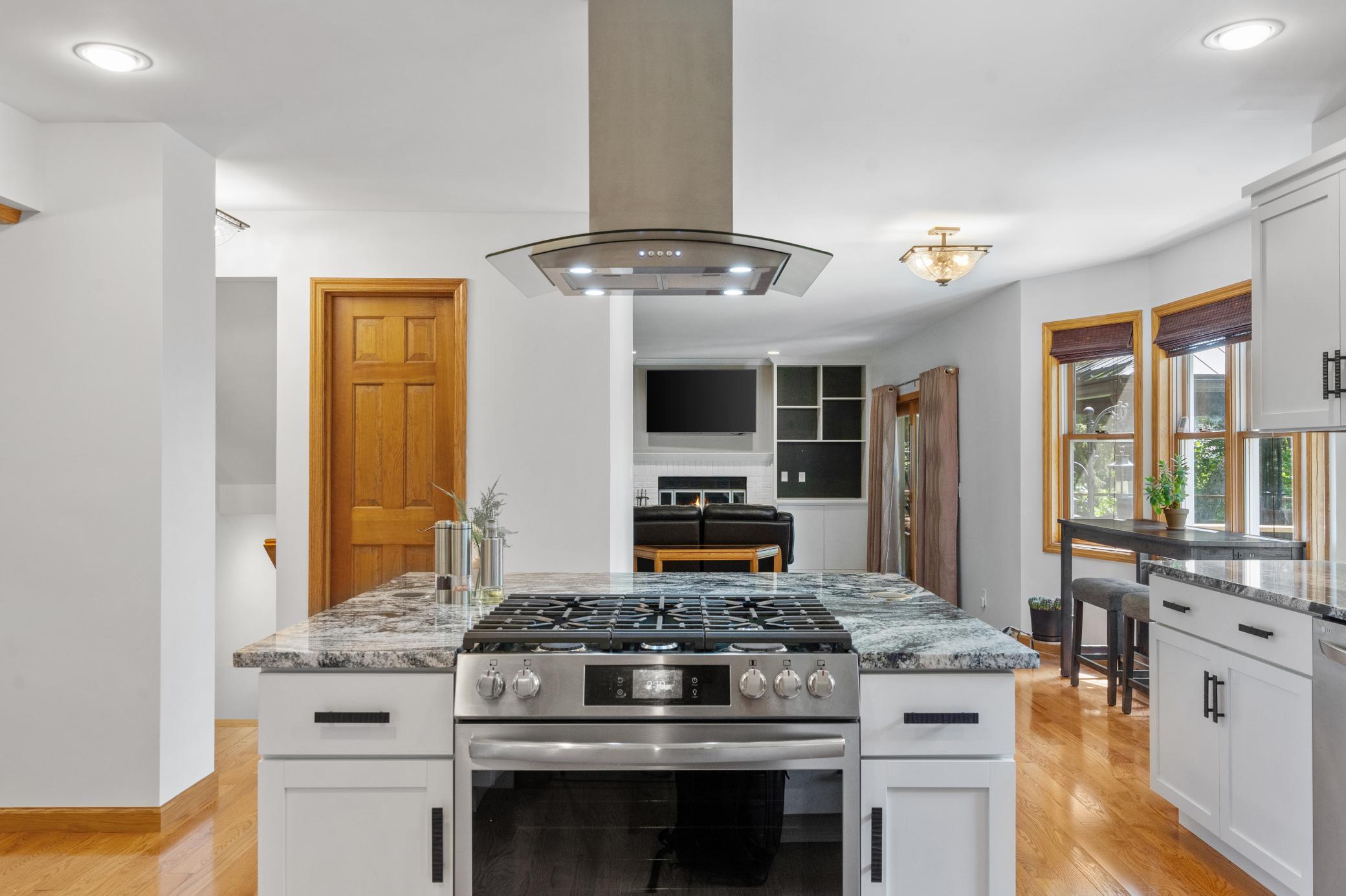 9882 Purgatory Road Eden Prairie, MN 55347 - Photo 1 of 32