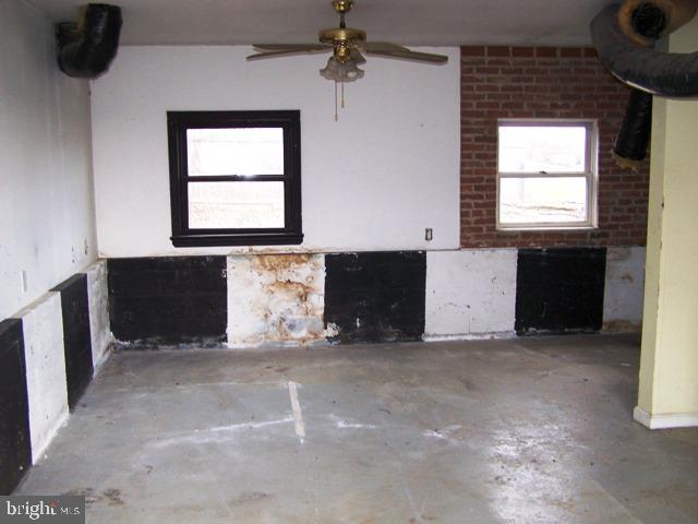 1141 May Post Office Road Quarryville, PA 17566 - Photo 2 of 17 Gallery Image 2