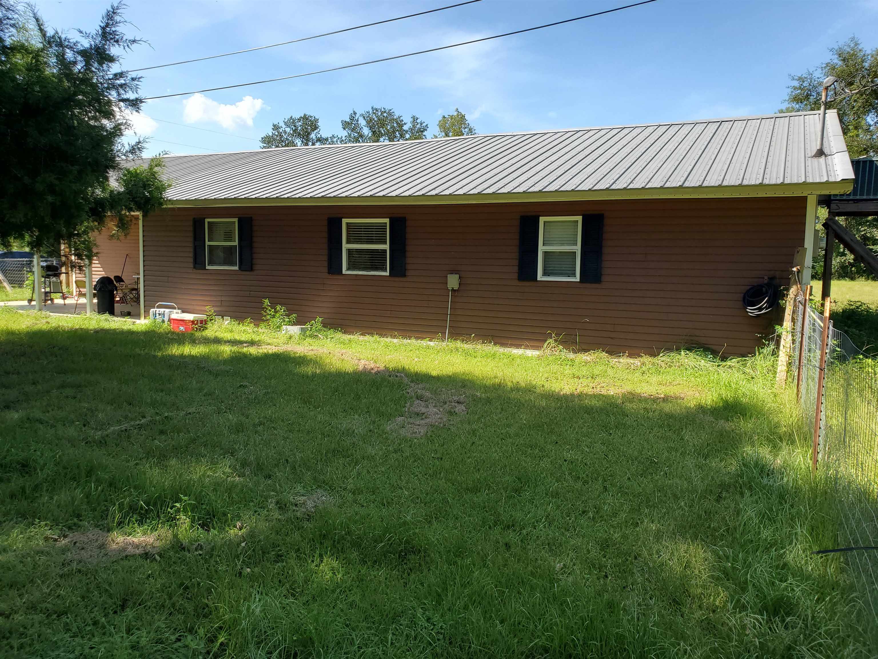 14416 Northwest Andy Roberson Road Bristol, FL 32321 - Photo 9 of 22 Gallery Image 9