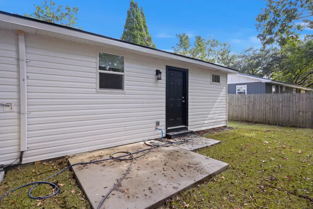 $262,000 | 121 Berry Road, Moncks Corner, SC 29461