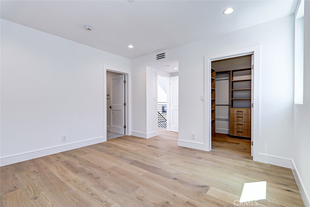 2304 Grant Avenue, Unit B Redondo Beach, CA 90278 - Photo 11 of 27