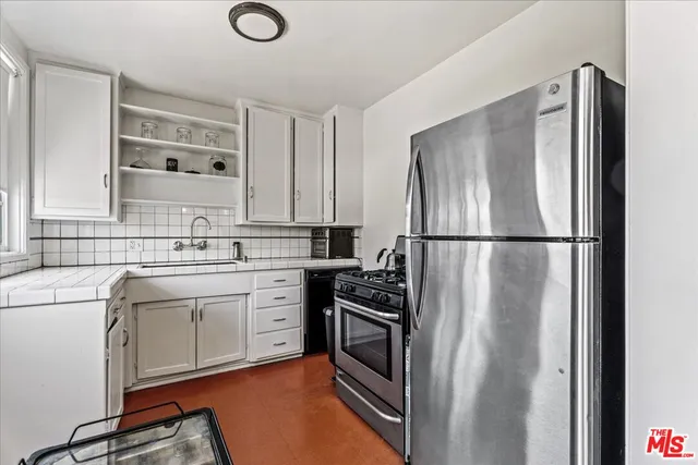 $3,500 | 17512 Bullock Street, Encino, CA 91316