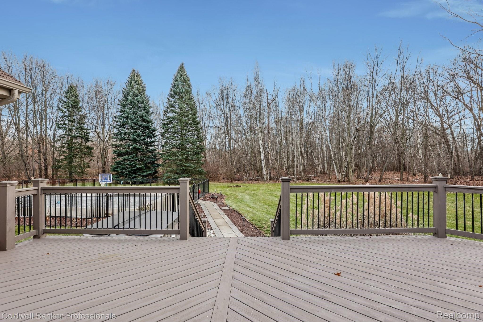 5365 Ridge Trail North Clarkston, MI 48348 - Photo 36 of 55 The perfect spot to unwind in the sun