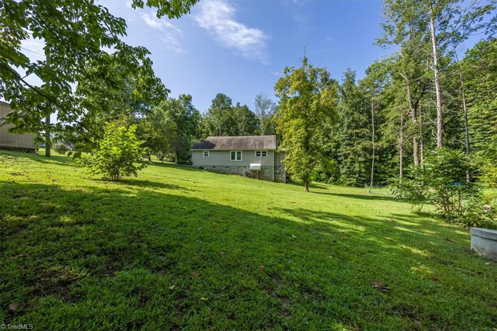 5824 Snyder Country Road Trinity, NC 27370 - Photo 14 of 47
