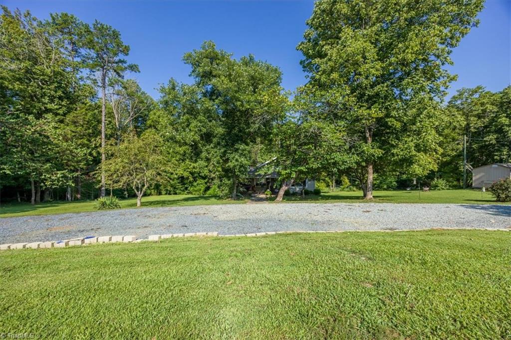 5824 Snyder Country Road Trinity, NC 27370 - Photo 3 of 47